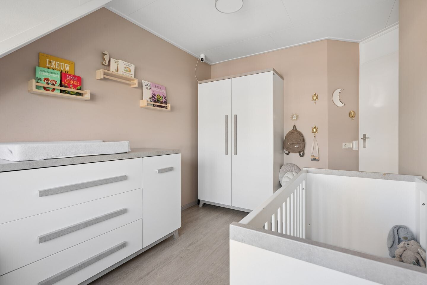 Tussenwoning te koop: Karssenstraat 20, Ede