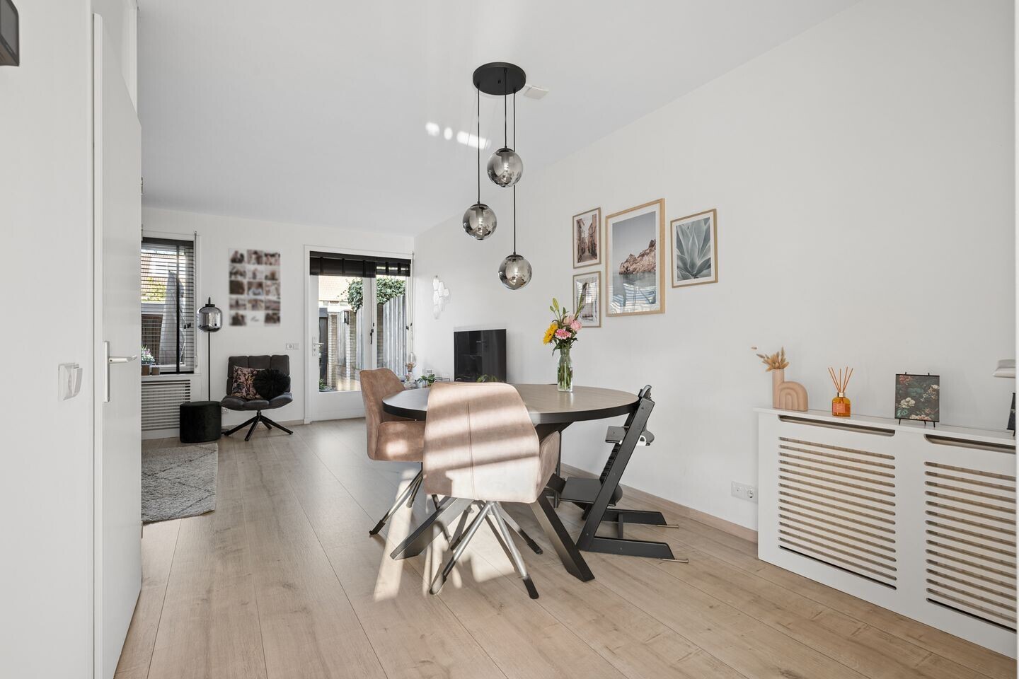 Tussenwoning te koop: Karssenstraat 20, Ede
