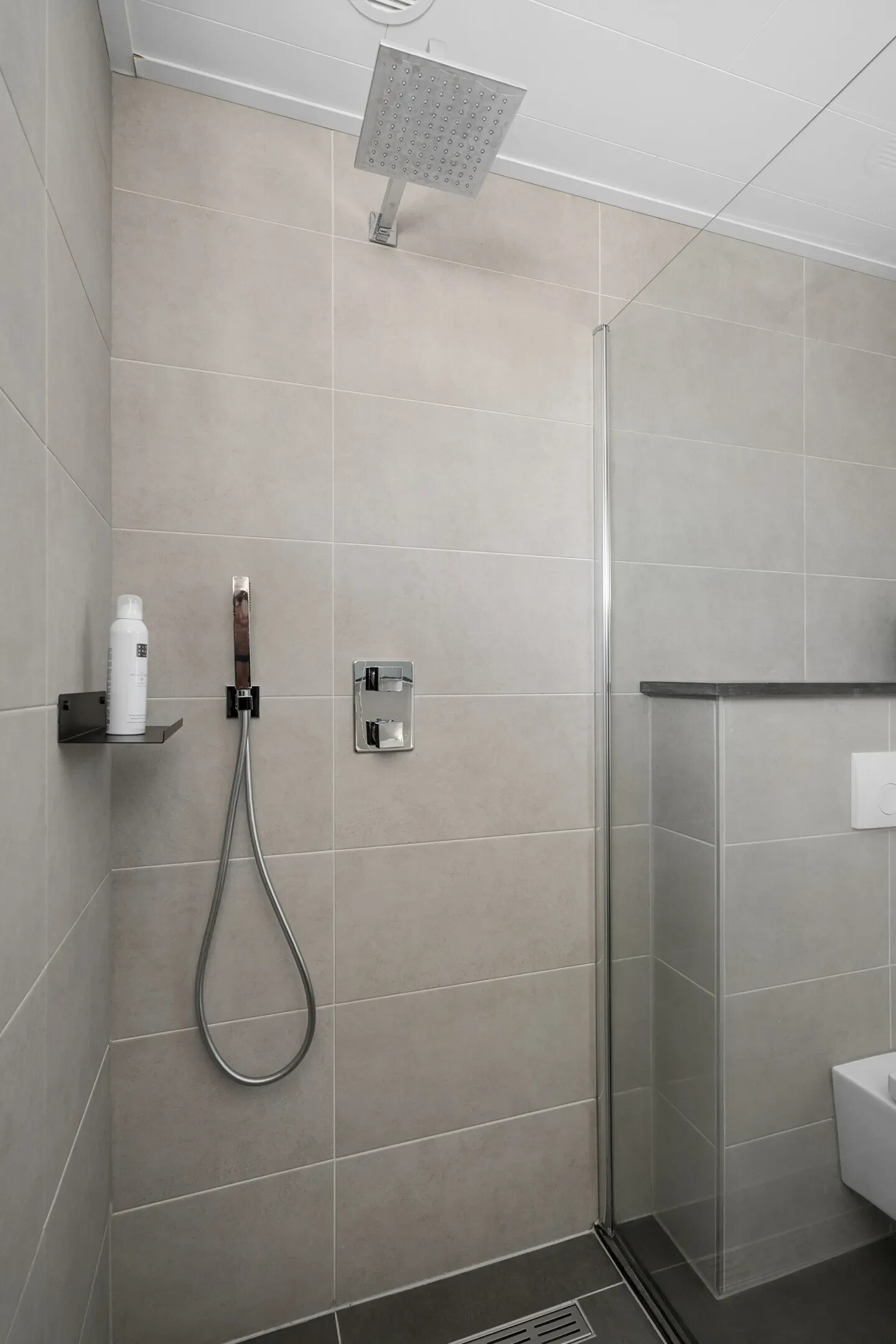 Tussenwoning te koop: Karssenstraat 20, Ede