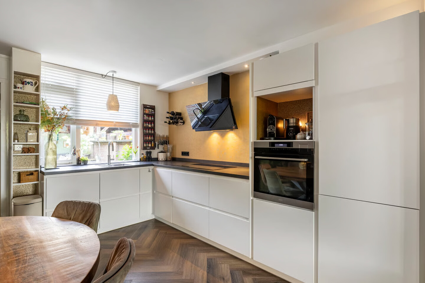 Twee-onder-één-kap te koop: Paulus Potterstraat 21, Ede