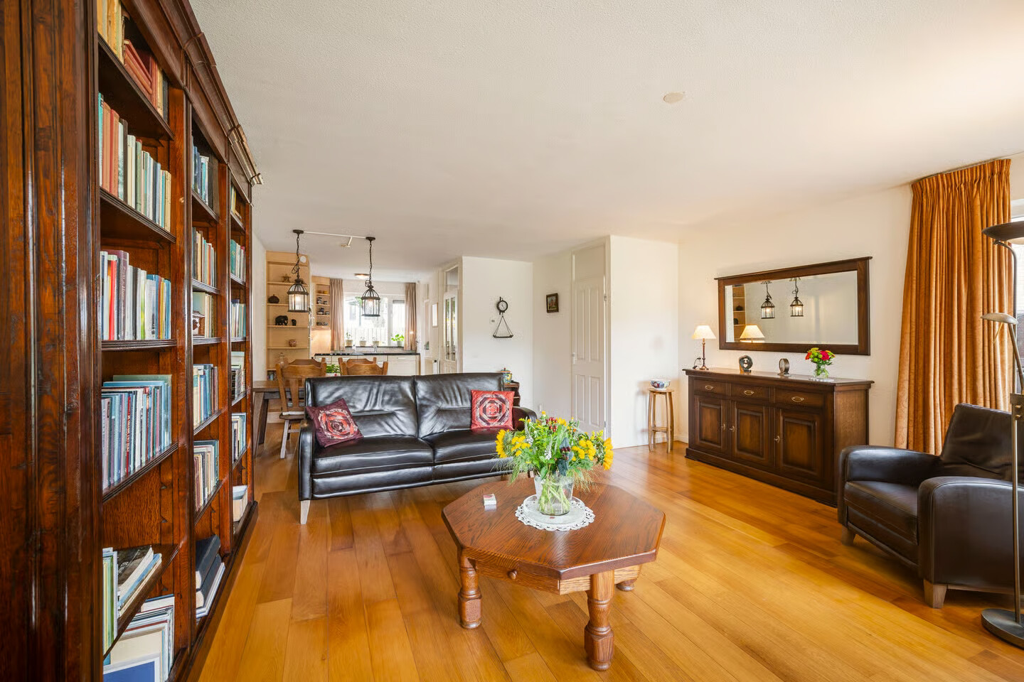 Tussenwoning te koop: Rubensstraat 14, Ede