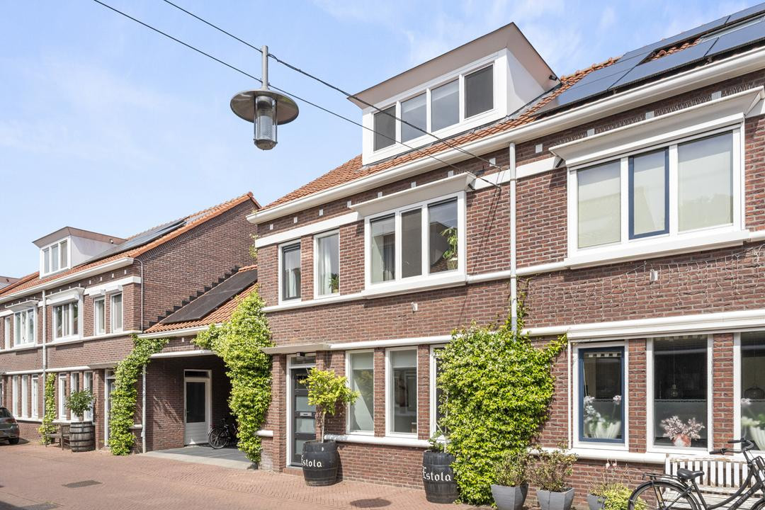 Tussenwoning te koop: Noorderhout 9, Ede