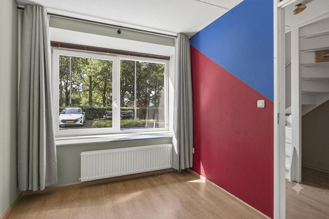Tussenwoning te koop: Laan van Kernhem 211, Ede