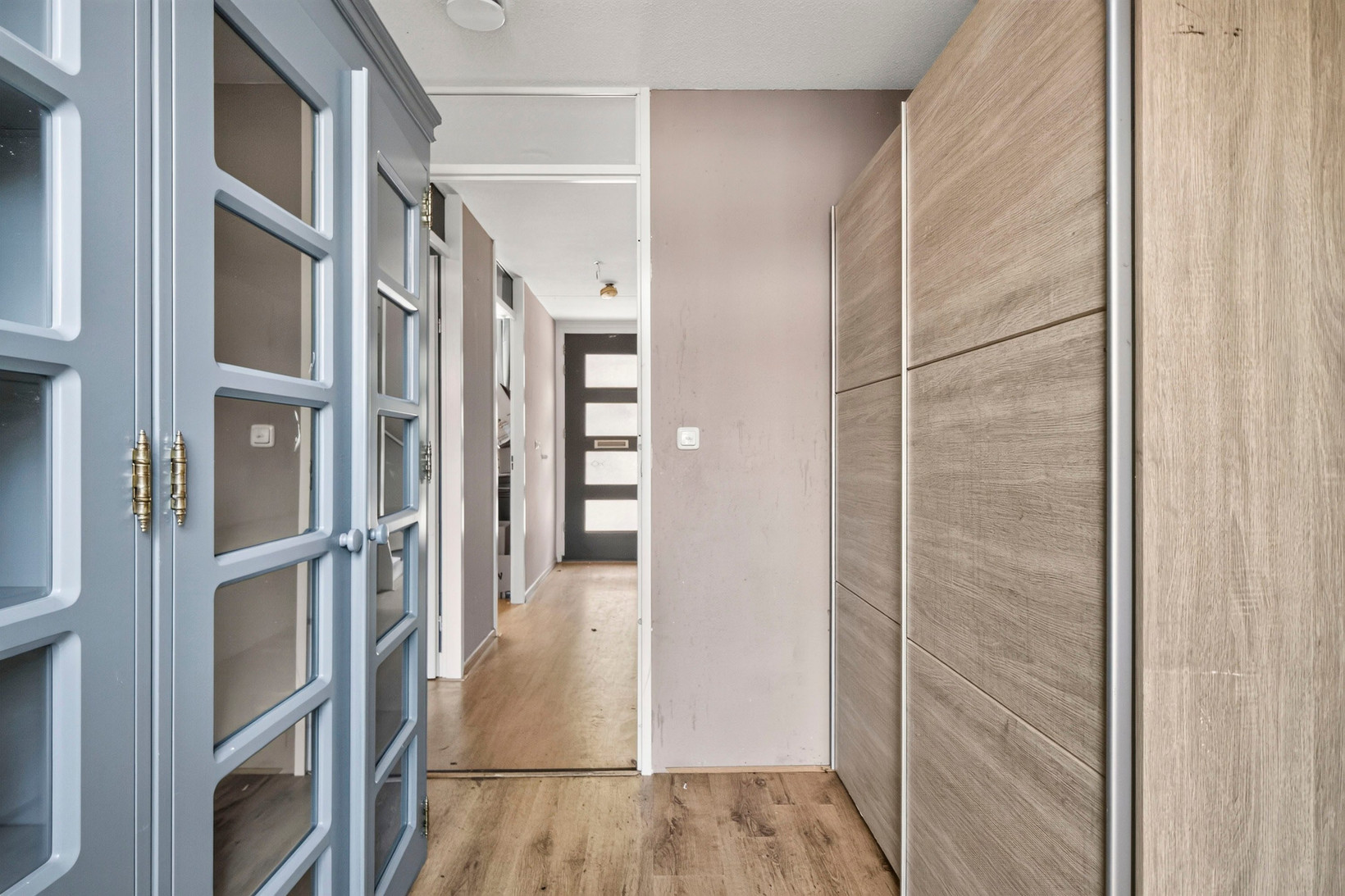 Tussenwoning te koop: Laan van Kernhem 211, Ede