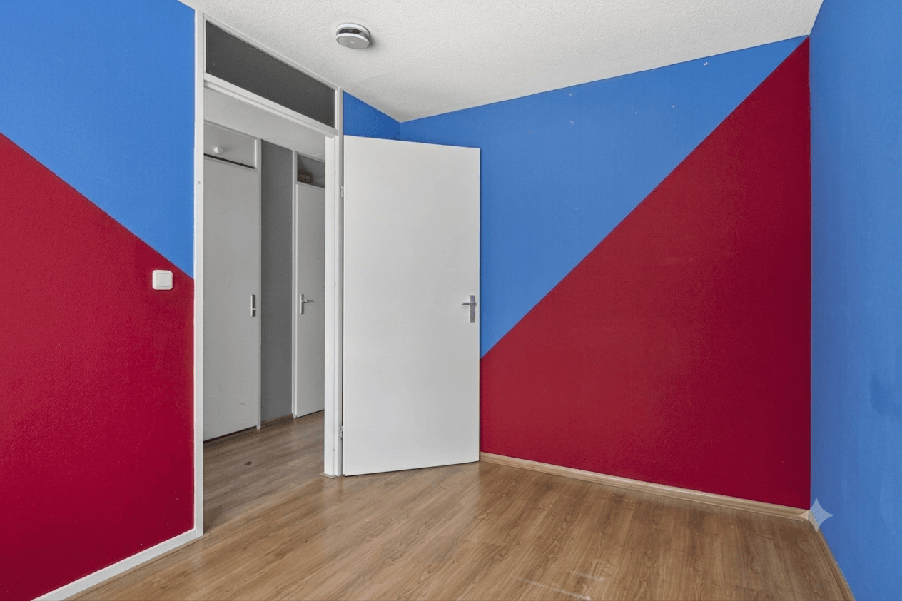 Tussenwoning te koop: Laan van Kernhem 211, Ede