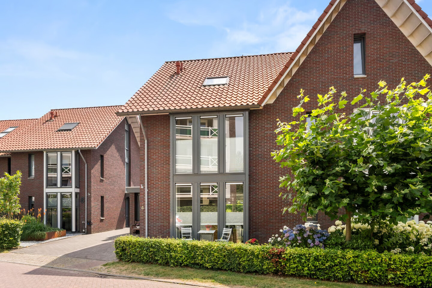 Twee-onder-één-kap te koop: Mauvezand 4, Ede