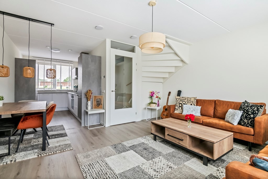 Tussenwoning te koop: Geuldal 44, Ede