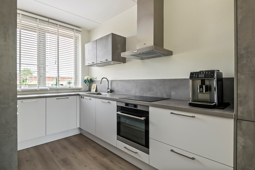 Tussenwoning te koop: Geuldal 44, Ede
