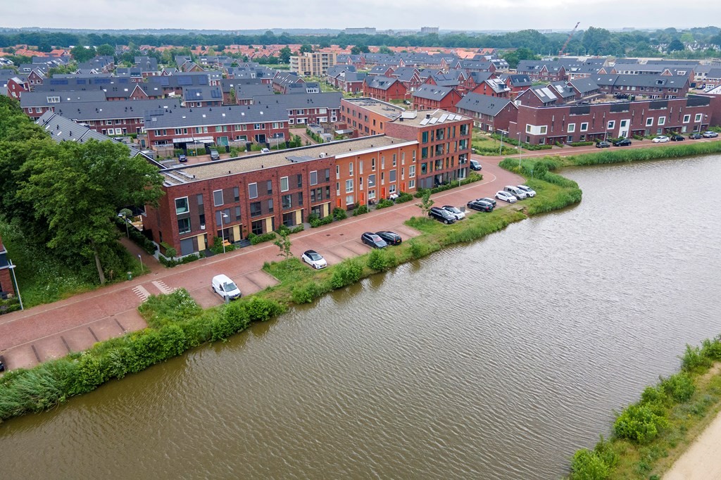 Tussenwoning te koop: Geuldal 44, Ede