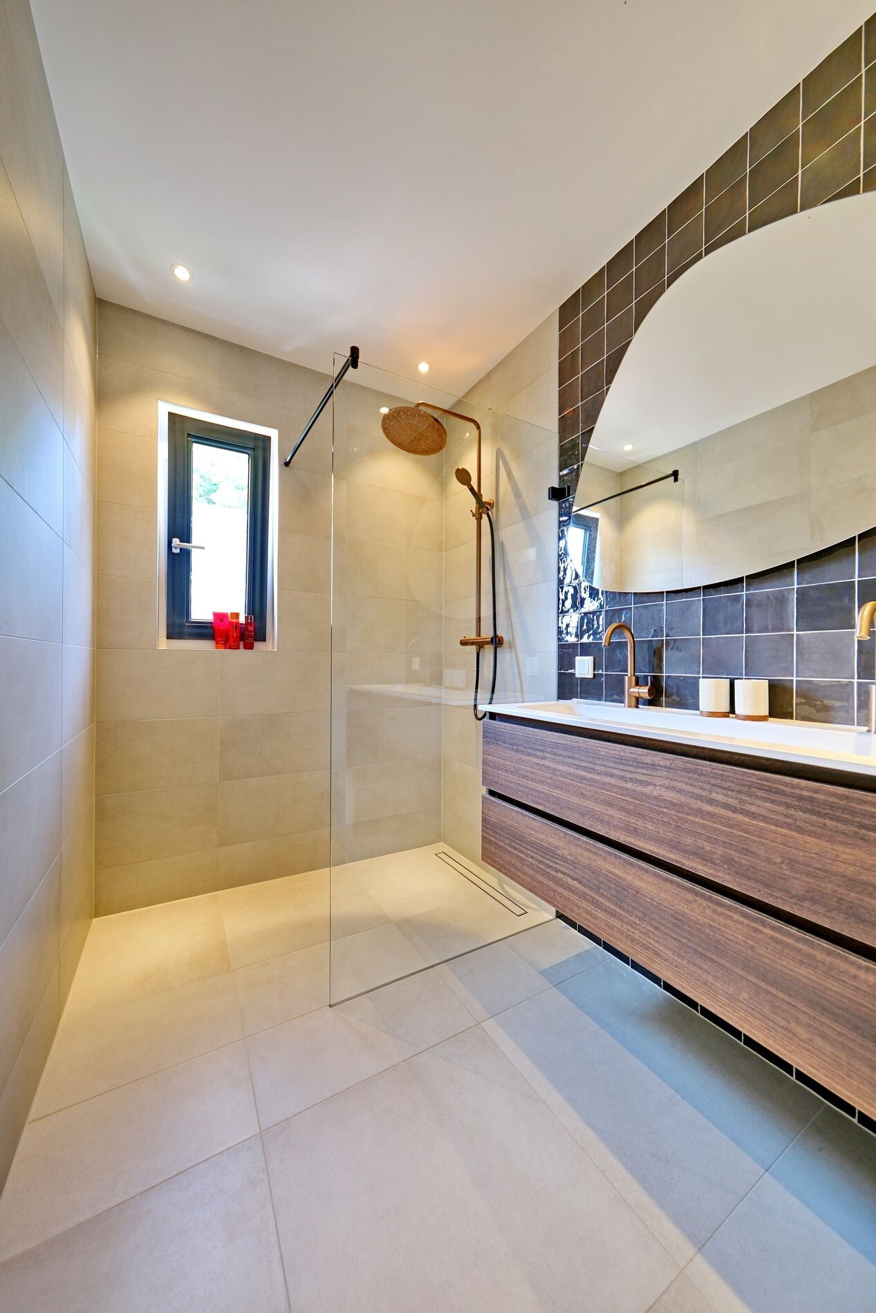Tussenwoning te koop: Leudal 48, Ede