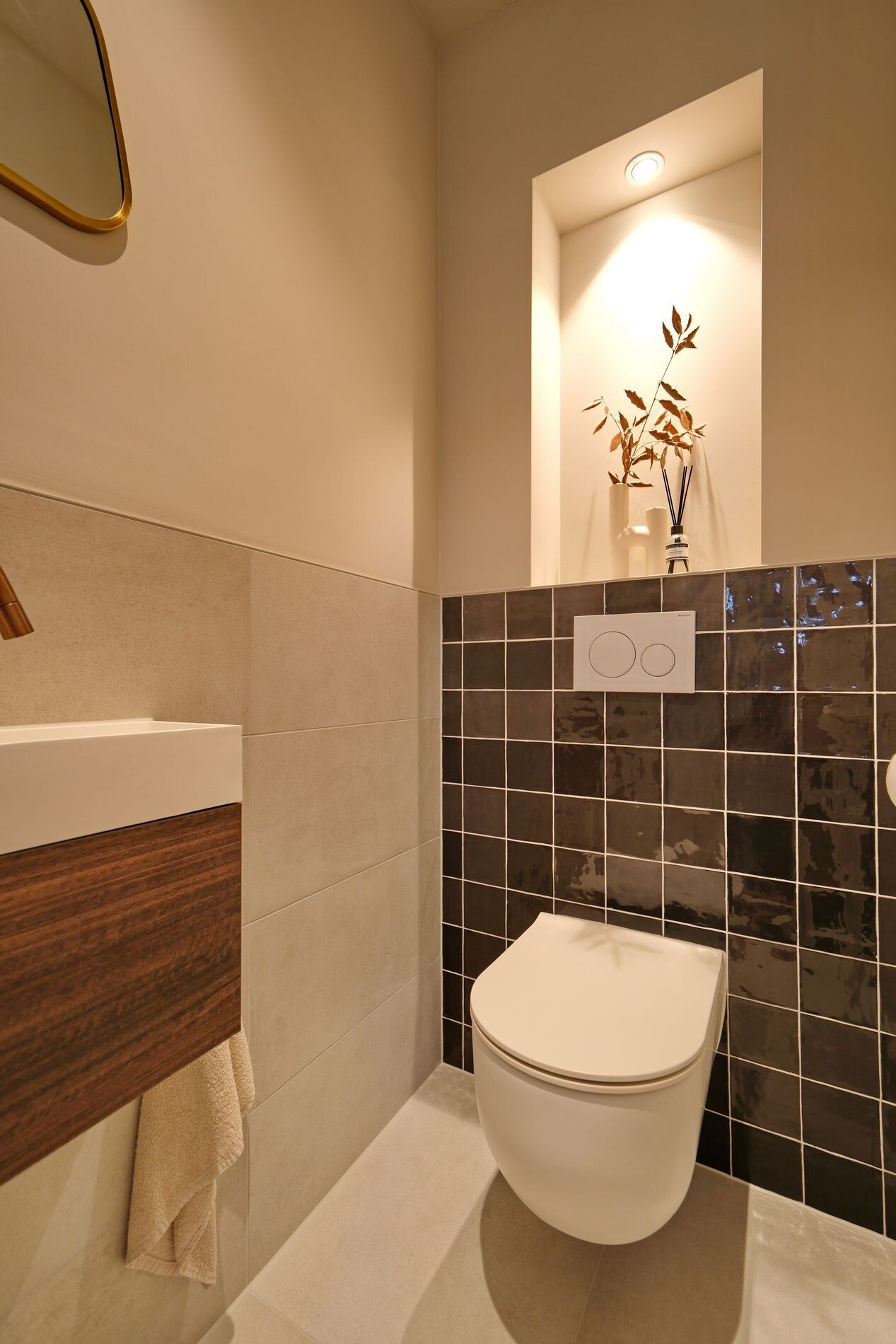 Tussenwoning te koop: Leudal 48, Ede