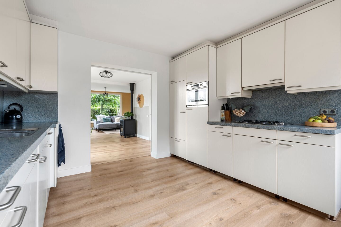 Vrijstaande woning te koop: Meikade 24B, Ede