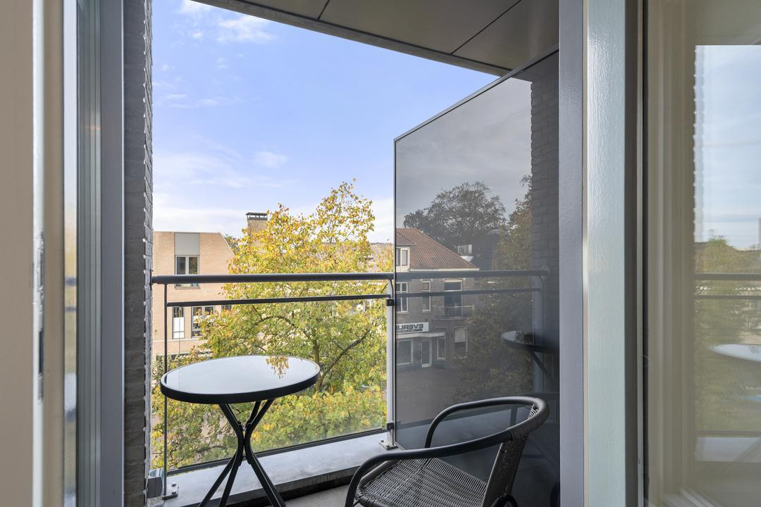 Appartement te koop: Dorpsstraat 49J, Bennekom