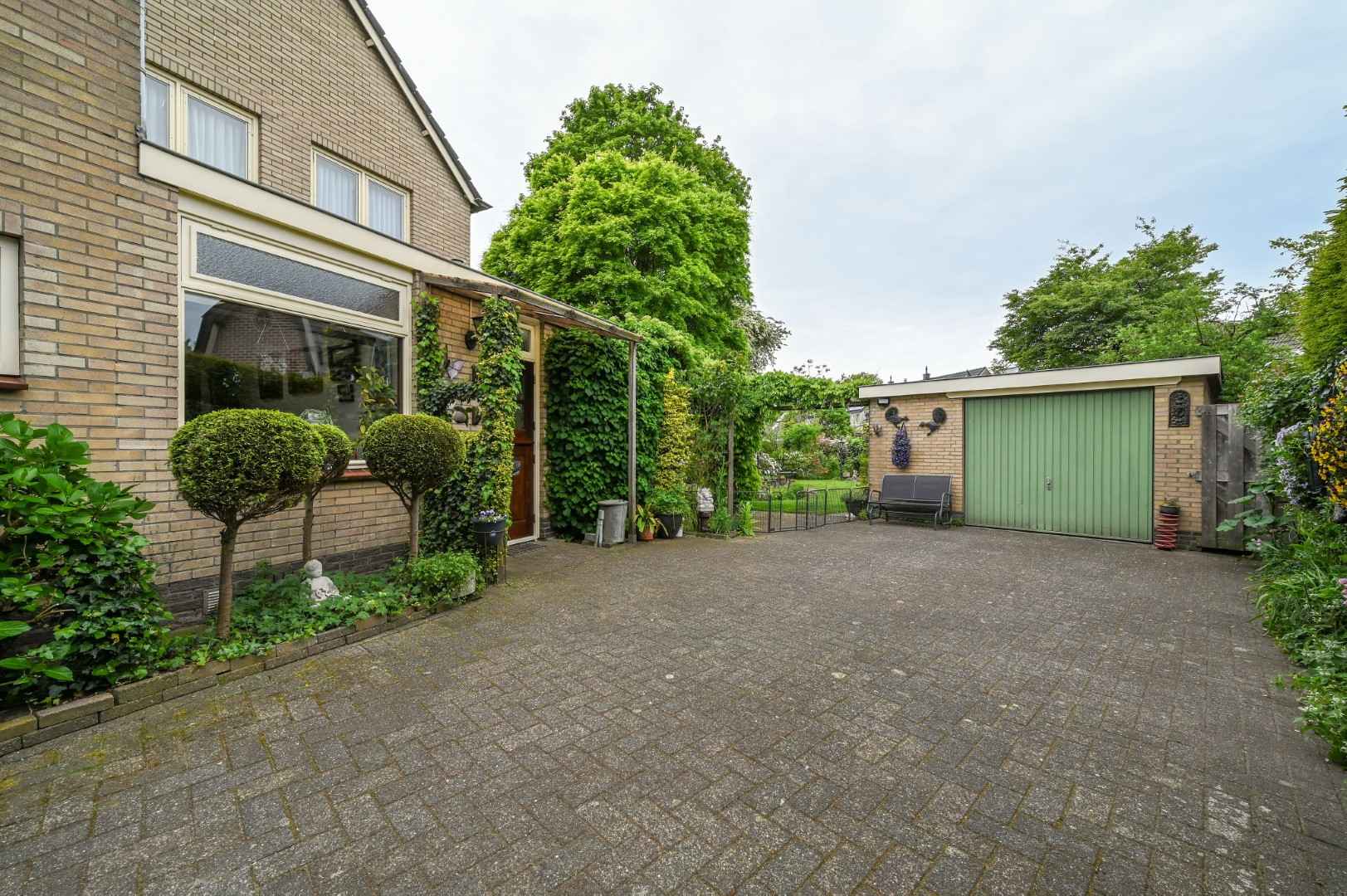 Twee-onder-één-kap te koop: soetendaalseweg 6, Bennekom