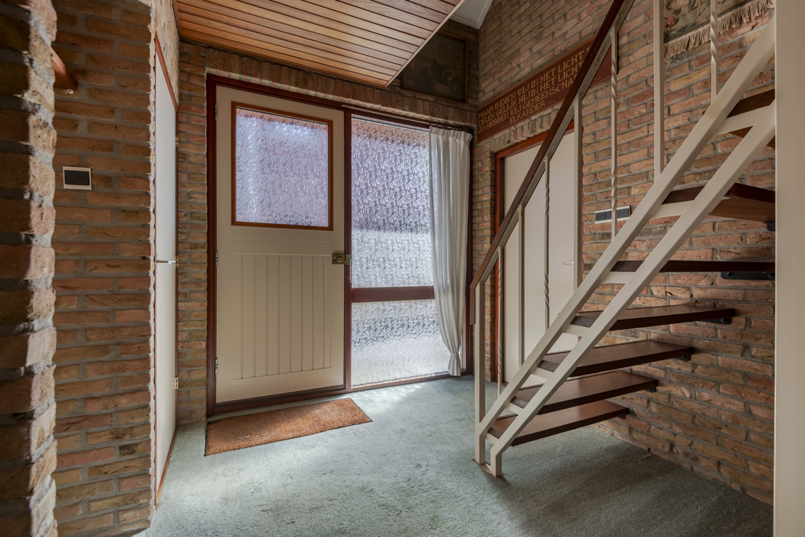 Vrijstaande woning te koop: Edeseweg 59, Wekerom