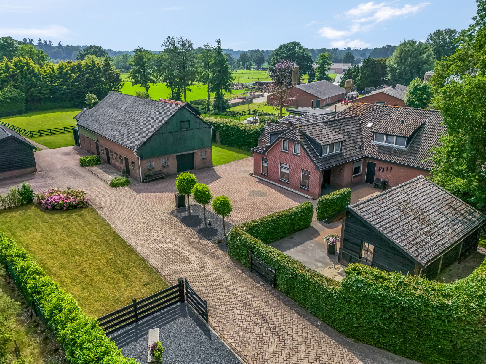 Twee-onder-één-kap te koop: Roekelseweg 18A, Wekerom