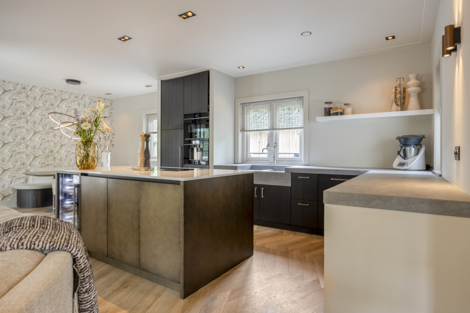 Vrijstaande woning te koop: Dorpsstraat 237, Lunteren