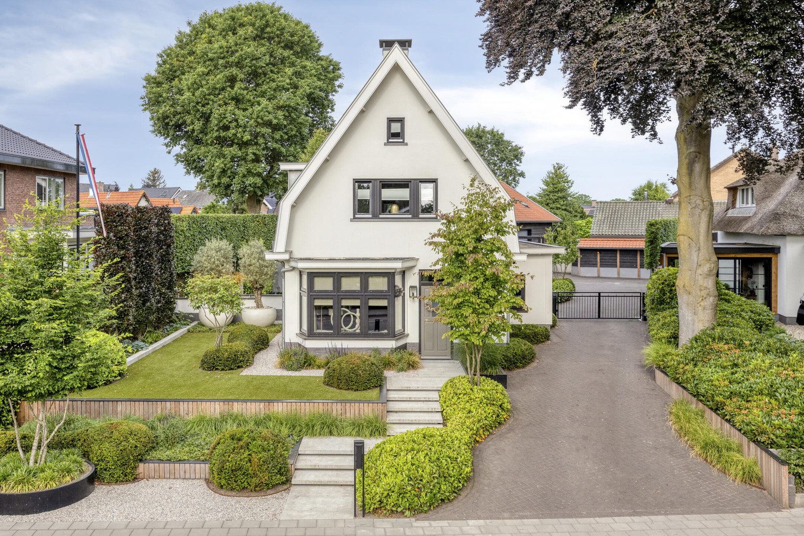 Vrijstaande woning te koop: Dorpsstraat 237, Lunteren