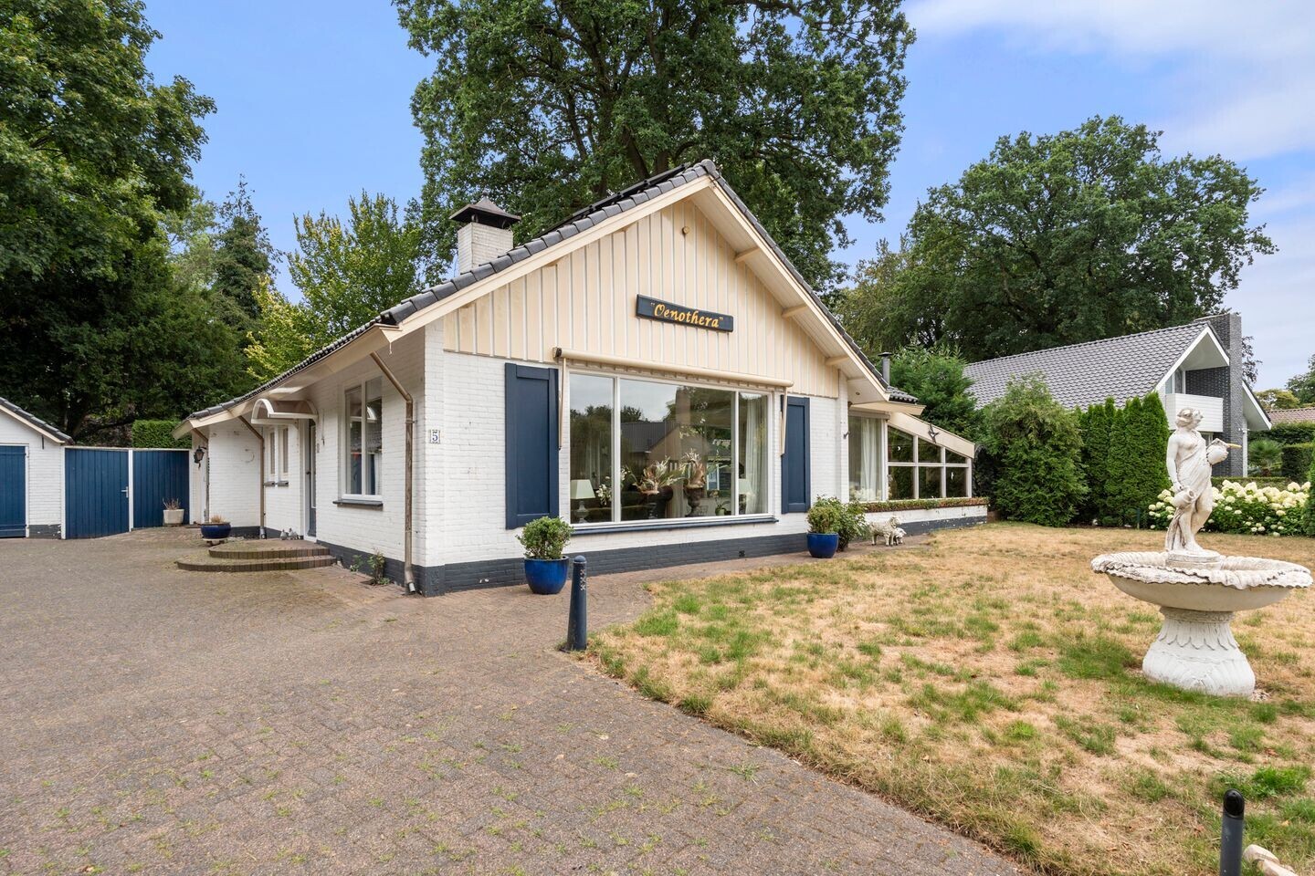 Vrijstaande woning te koop: Hugo de Vriespark 5, Lunteren