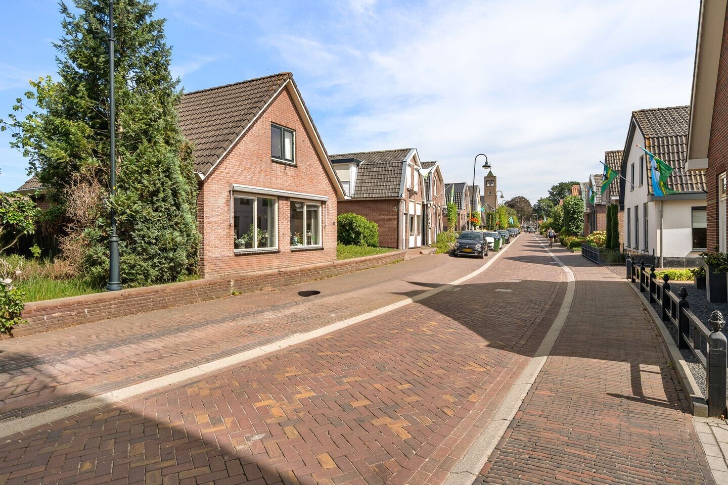 Vrijstaande woning te koop: Oranjestraat 11, Lunteren