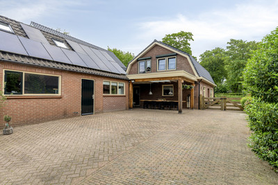 Spoorstraat 23