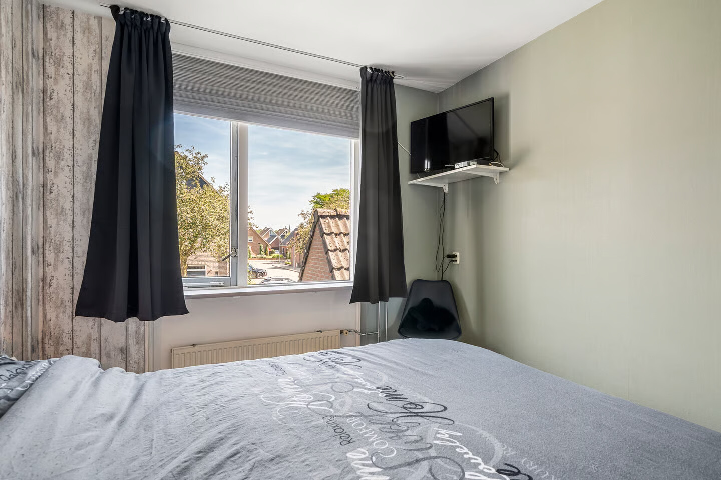 Tussenwoning te koop: Hindelaan 76, Lunteren