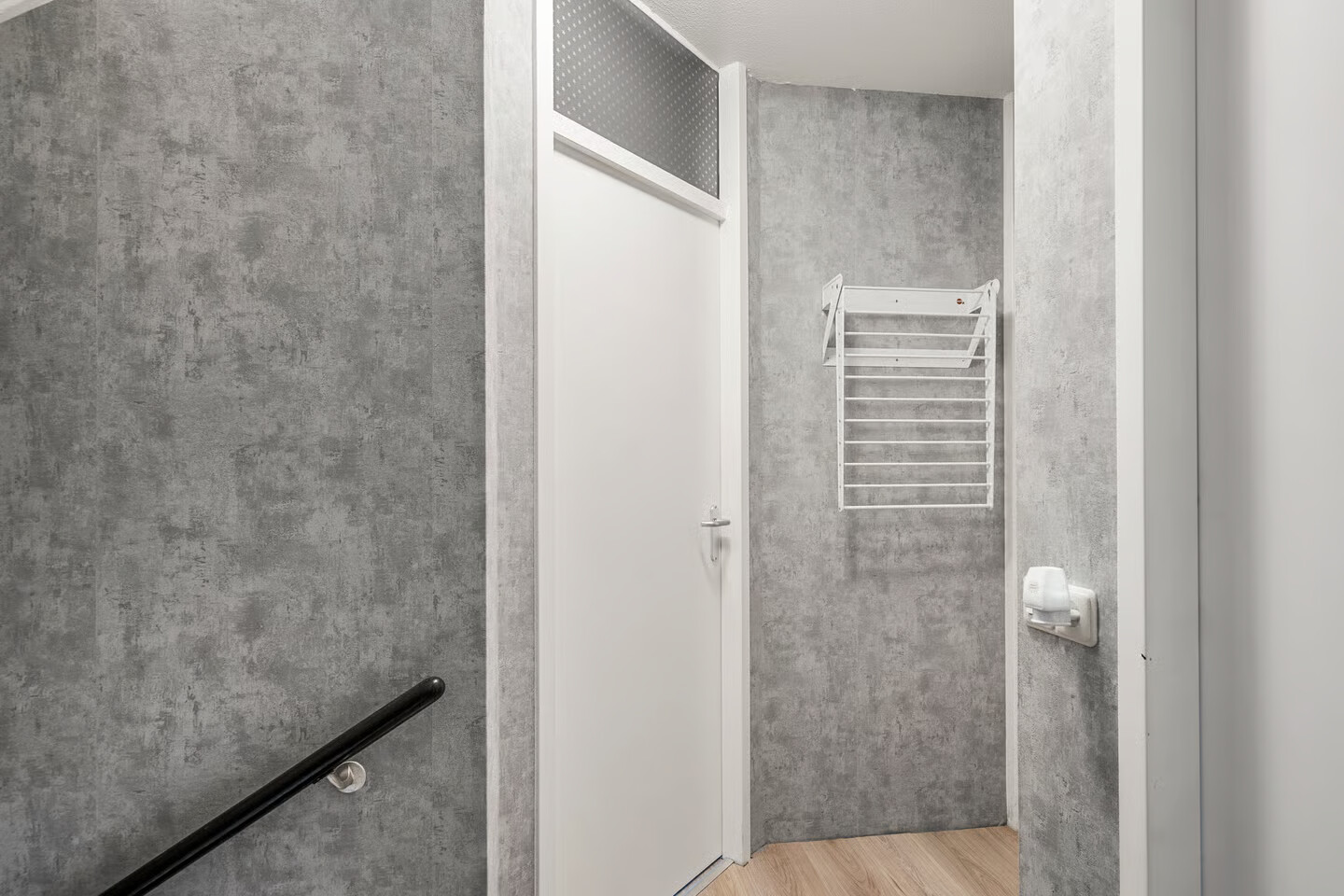 Tussenwoning te koop: Hindelaan 76, Lunteren