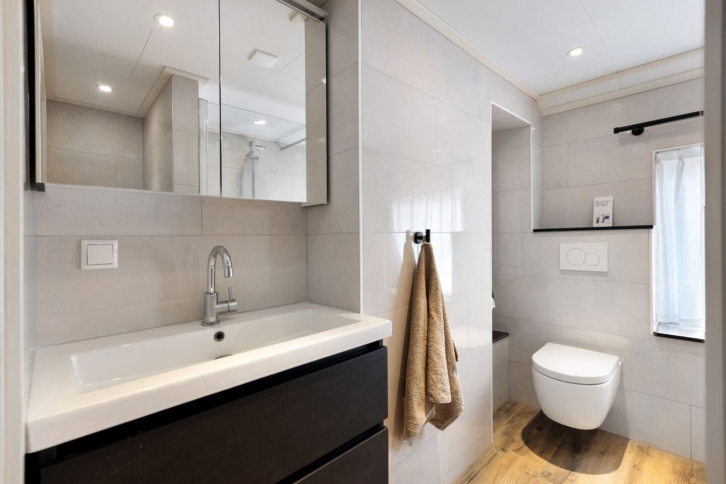 Vrijstaande woning te koop: Schras 26, Ederveen