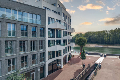 Nieuwstraat 83