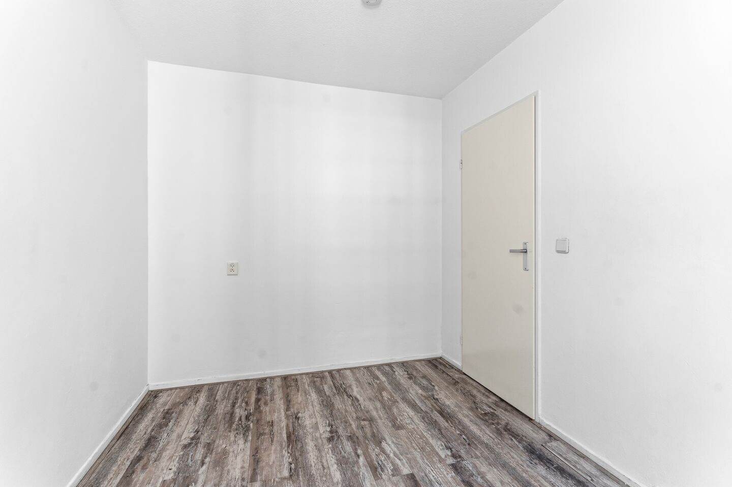 Studio te koop: Oude Oeverstraat 8-4, Arnhem