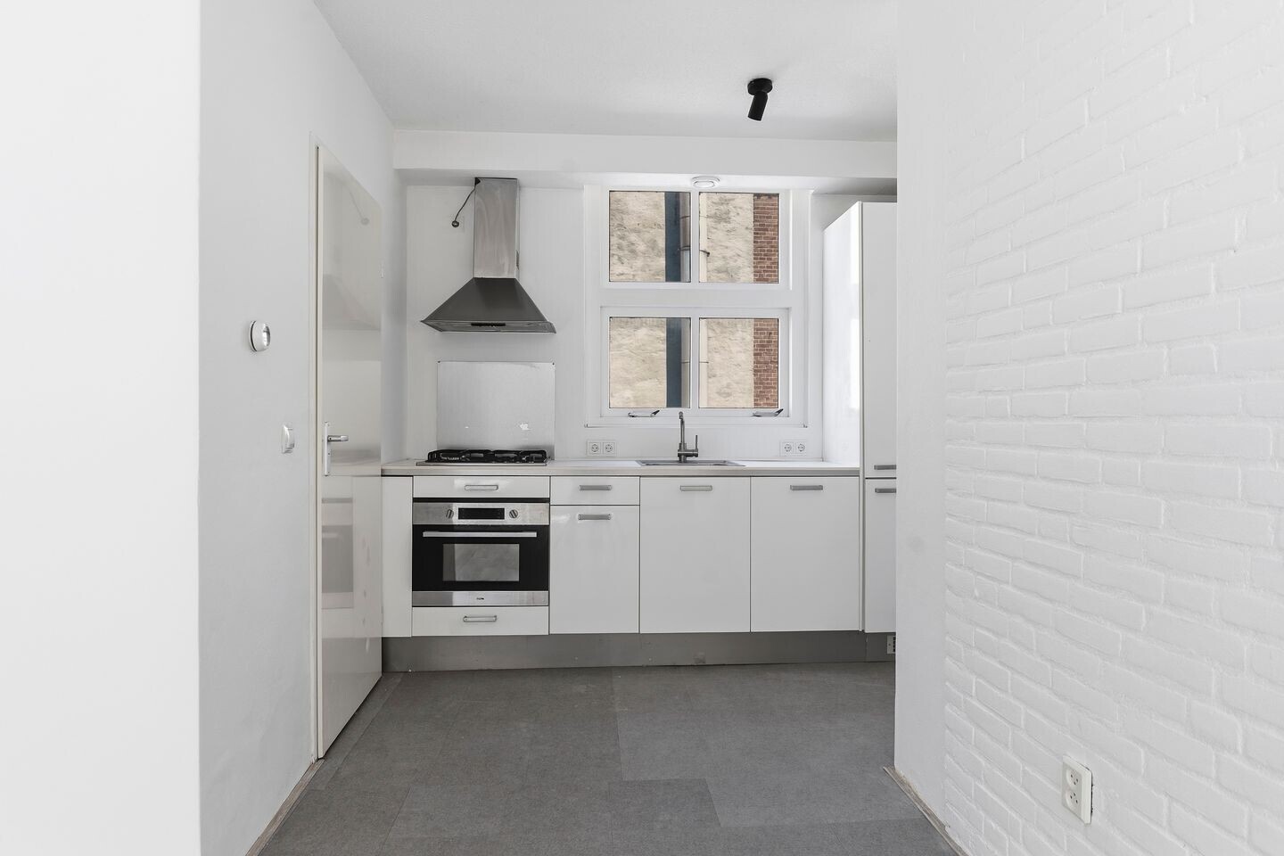 Studio te koop: Oude Oeverstraat 8-4, Arnhem
