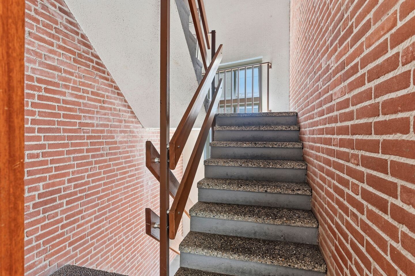 Studio te koop: Oude Oeverstraat 8-4, Arnhem
