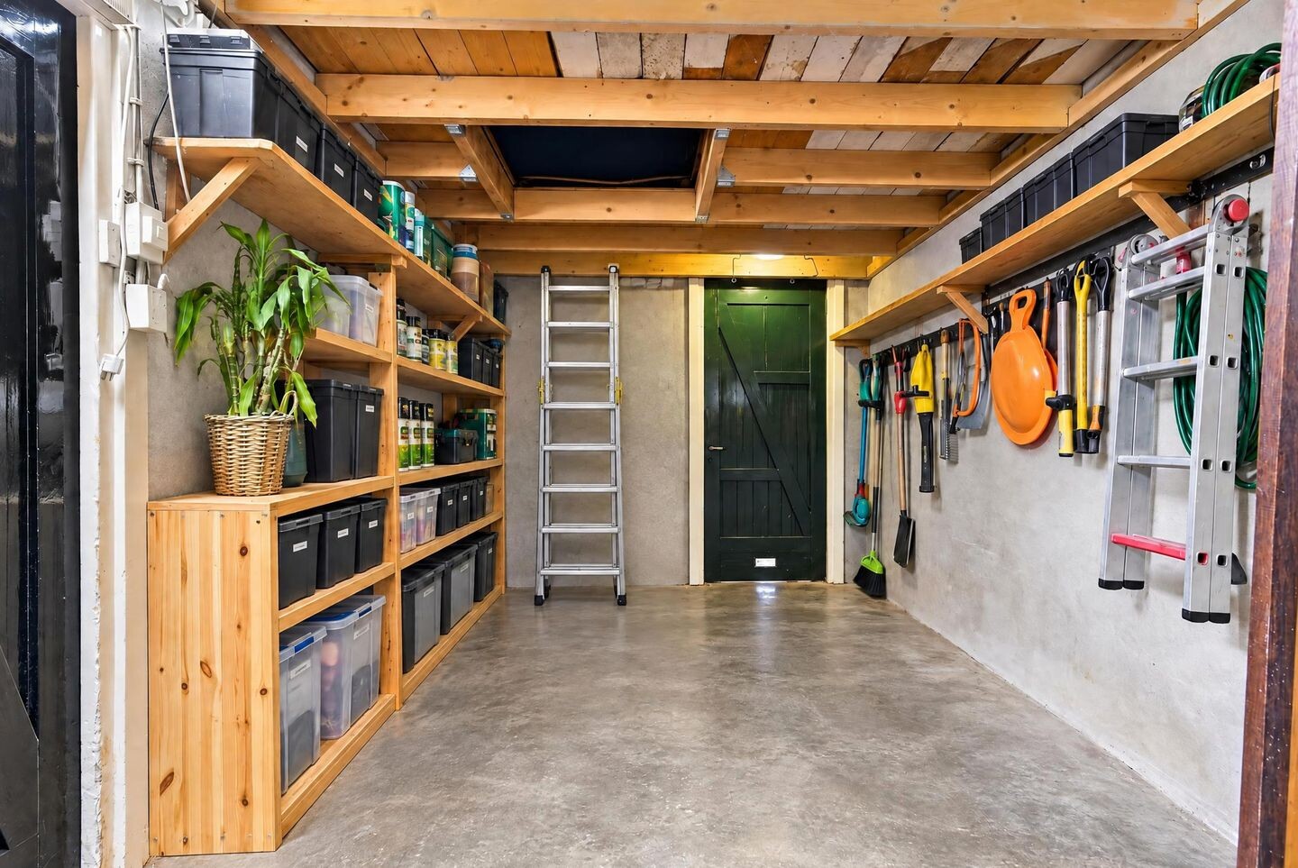 Tussenwoning te koop: Gabriëlstraat 23, Arnhem