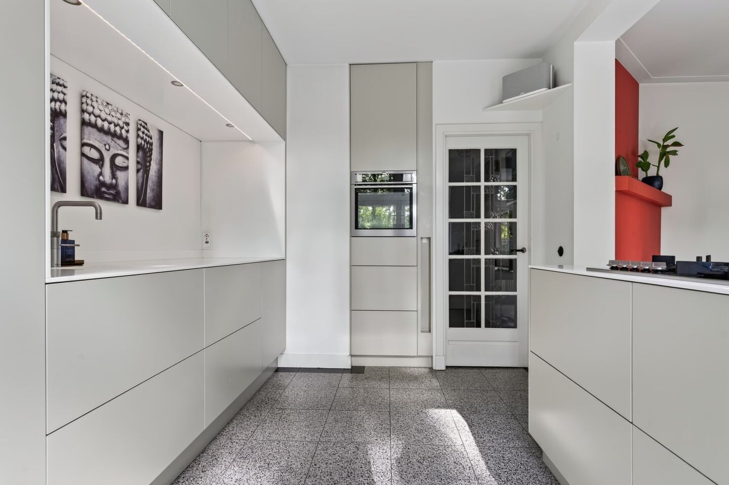 Tussenwoning te koop: Gabriëlstraat 23, Arnhem
