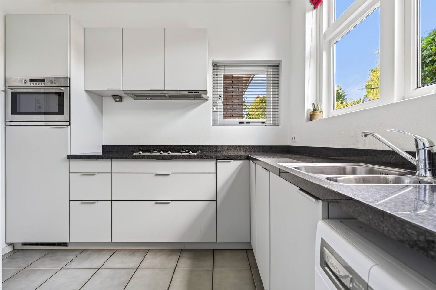 Tussenwoning te koop: Gabriëlstraat 23, Arnhem