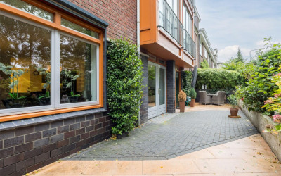 Noordelijke Parallelweg 12