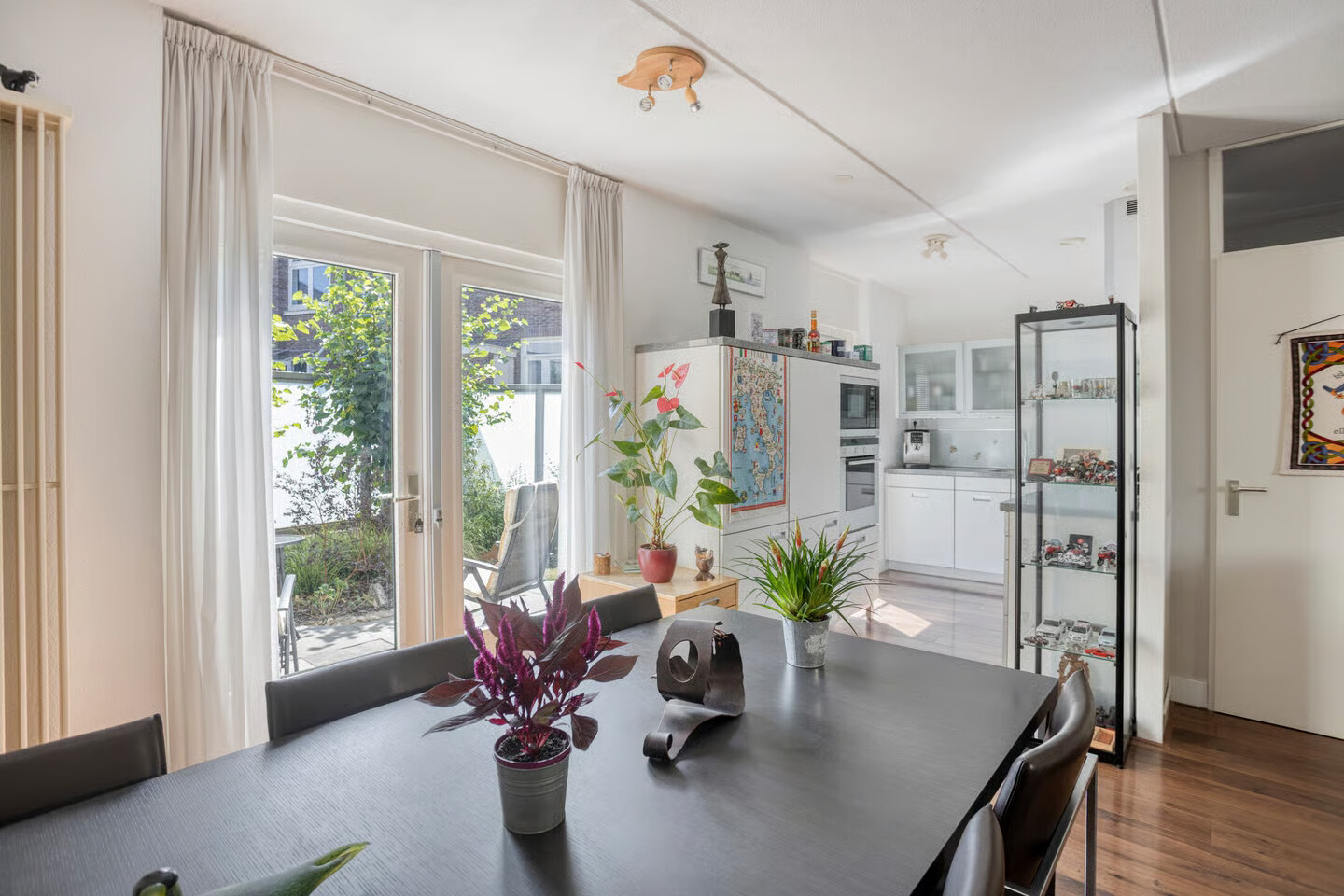Tussenwoning te koop: Cornelis Outshoornplaats 12, Arnhem