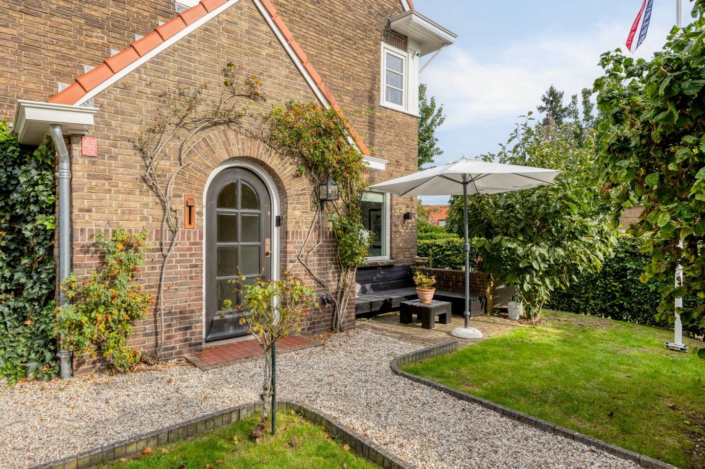 Twee-onder-één-kap te koop: Bakenbergseweg 120, Arnhem