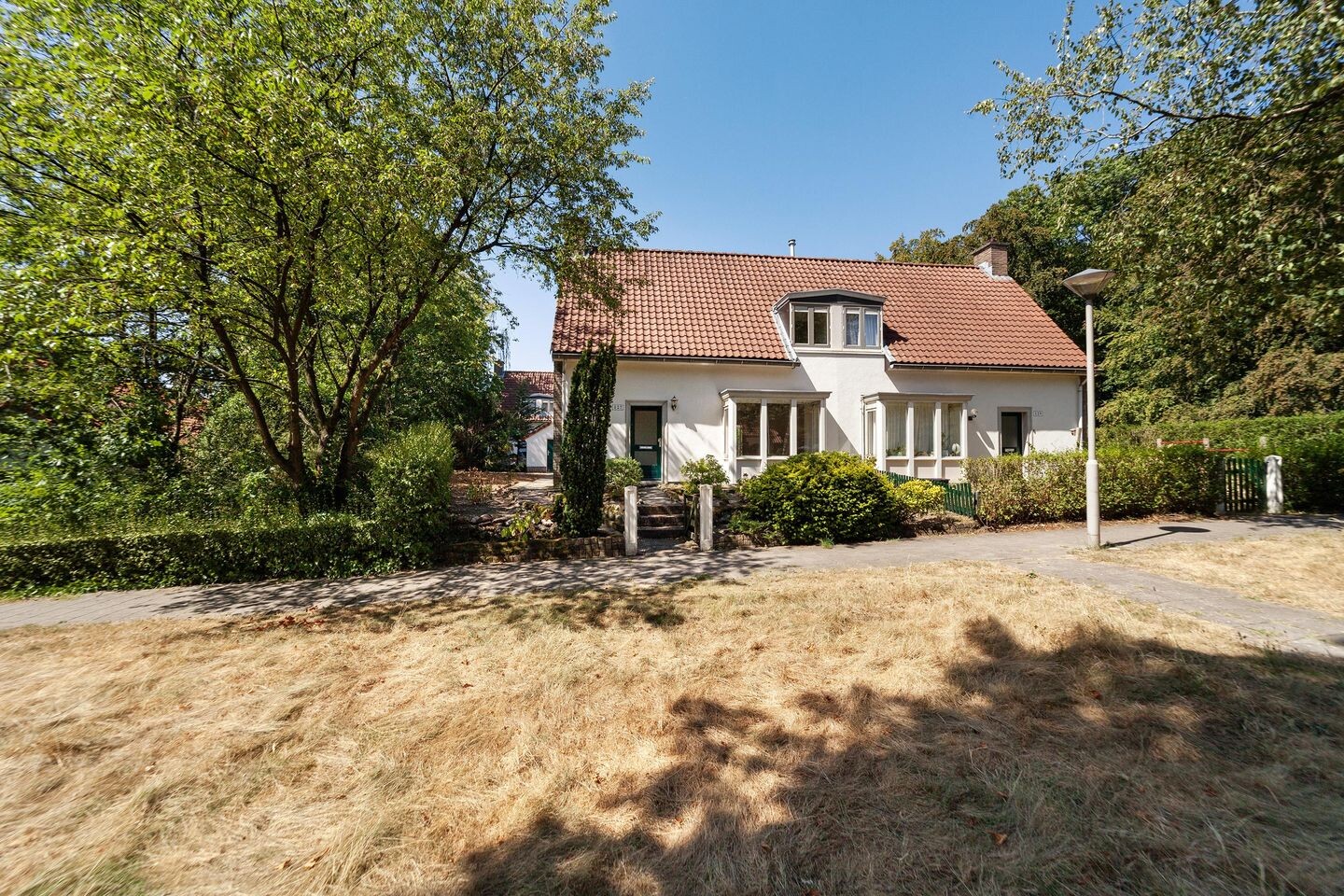 Twee-onder-één-kap te koop: Sweelincklaan 127, Arnhem