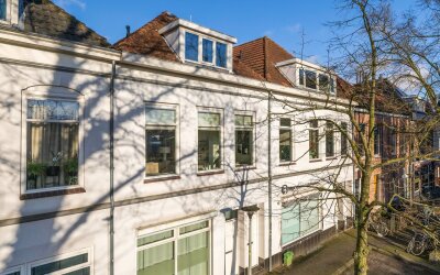 Sonsbeeksin. 82-1