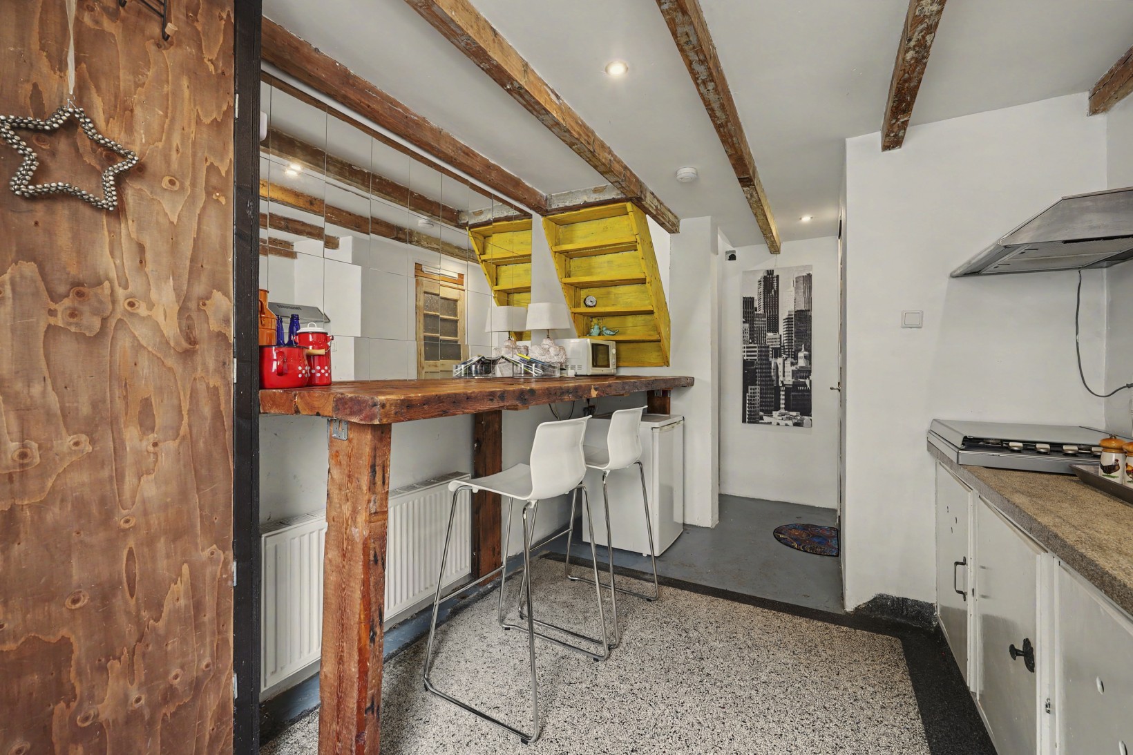 Tussenwoning te koop: Nijhoffstraat 3, Arnhem