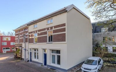 Oost-Peterstraat 7