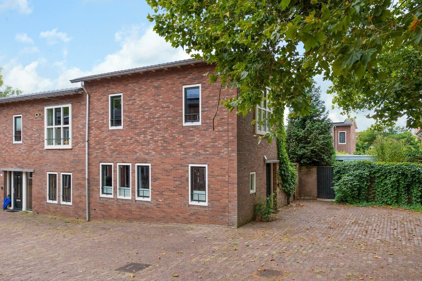 Hoekwoning te koop: Garnizoenstraat 18, Arnhem