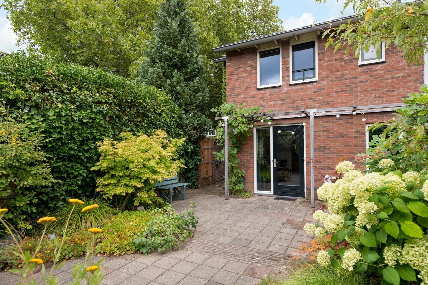 Hoekwoning te koop: Garnizoenstraat 18, Arnhem