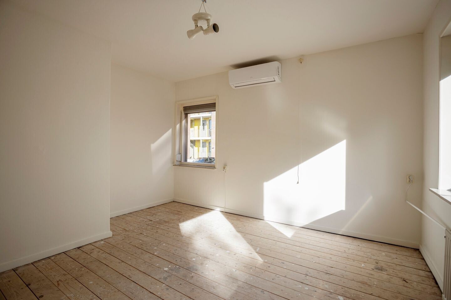 Hoekwoning te koop: Dr. Schaepmanlaan 53, Arnhem