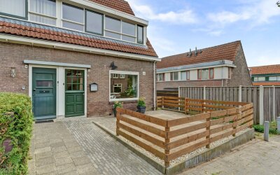 Reestraat 2