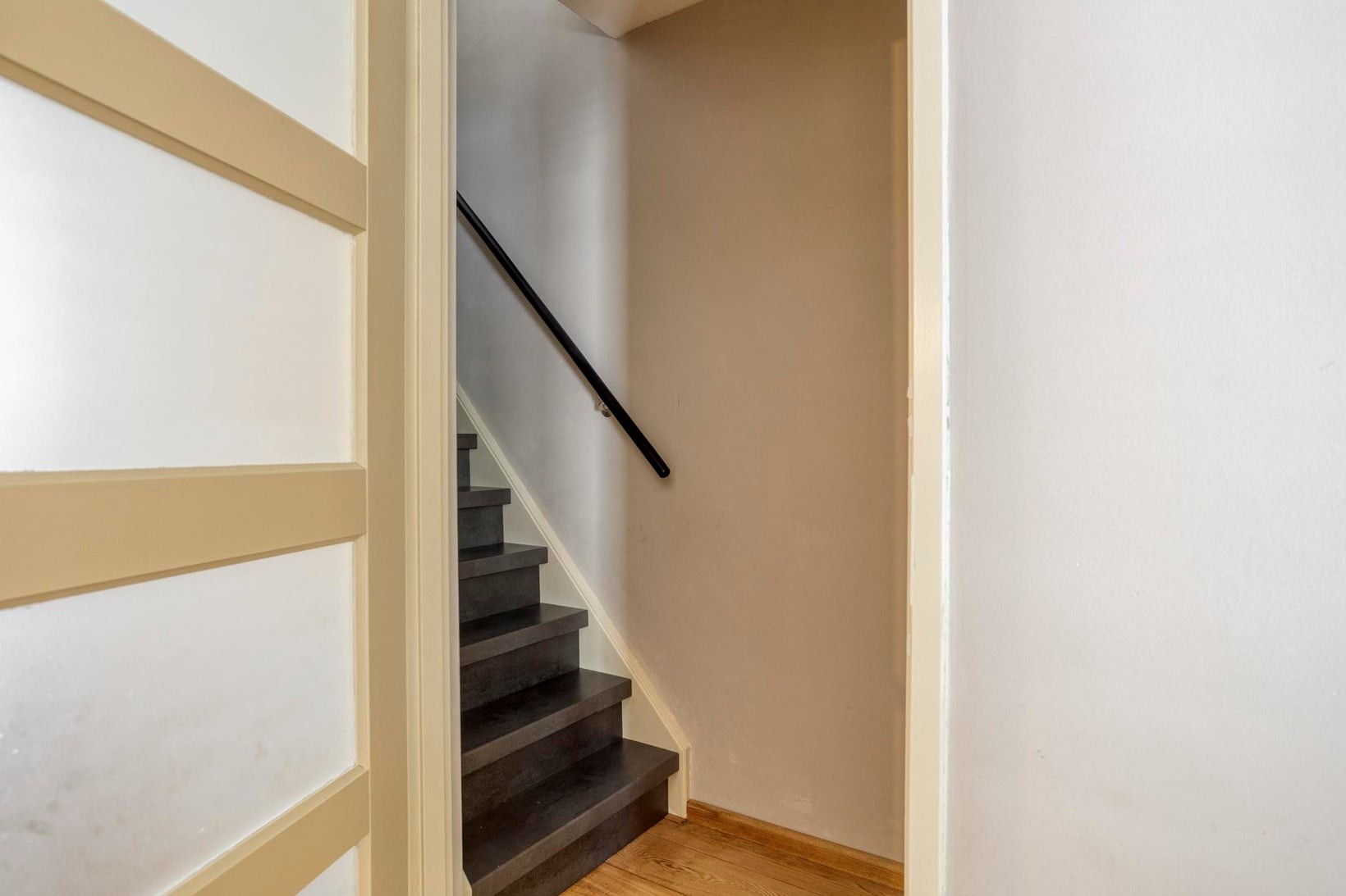 Tussenwoning te koop: Reestraat 3, Arnhem