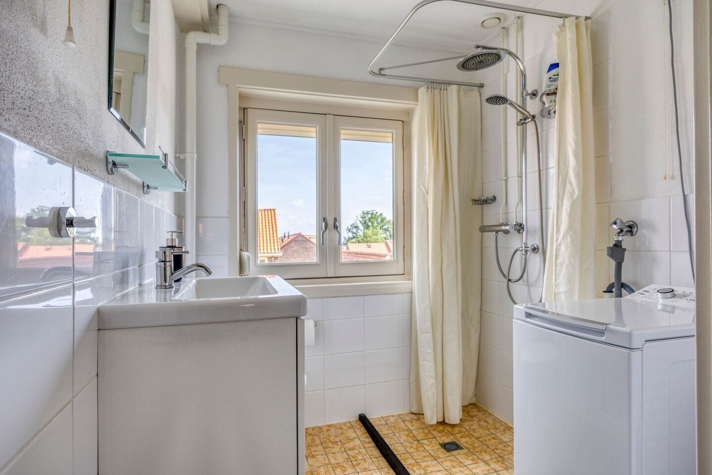 Tussenwoning te koop: Beukenlaan 124, Arnhem
