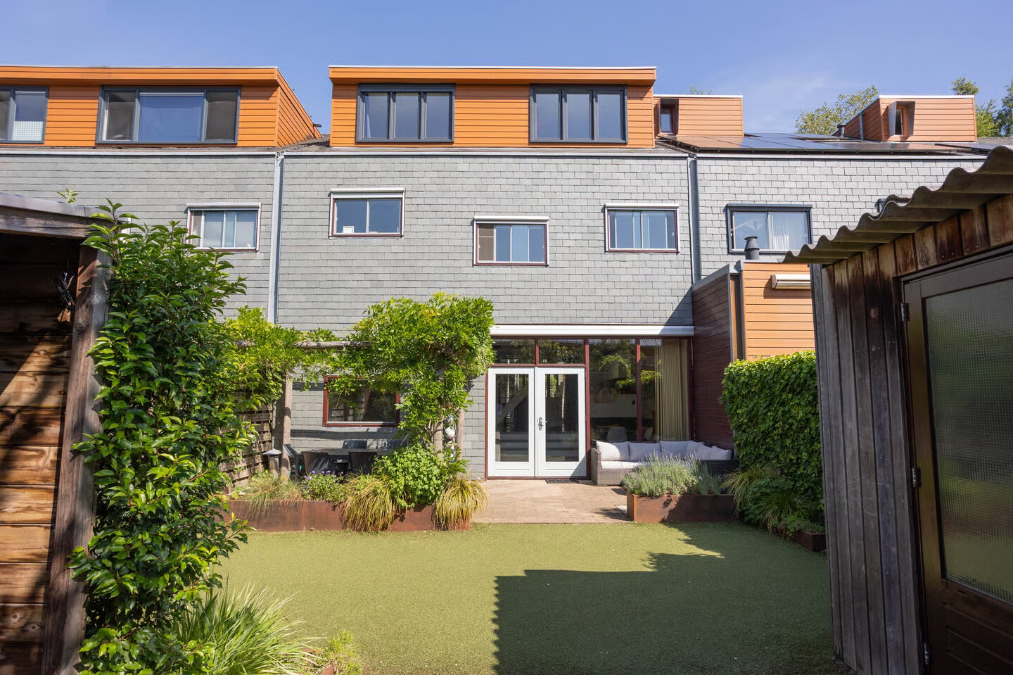 Tussenwoning te koop: Jezuïetenstraat 14, Arnhem