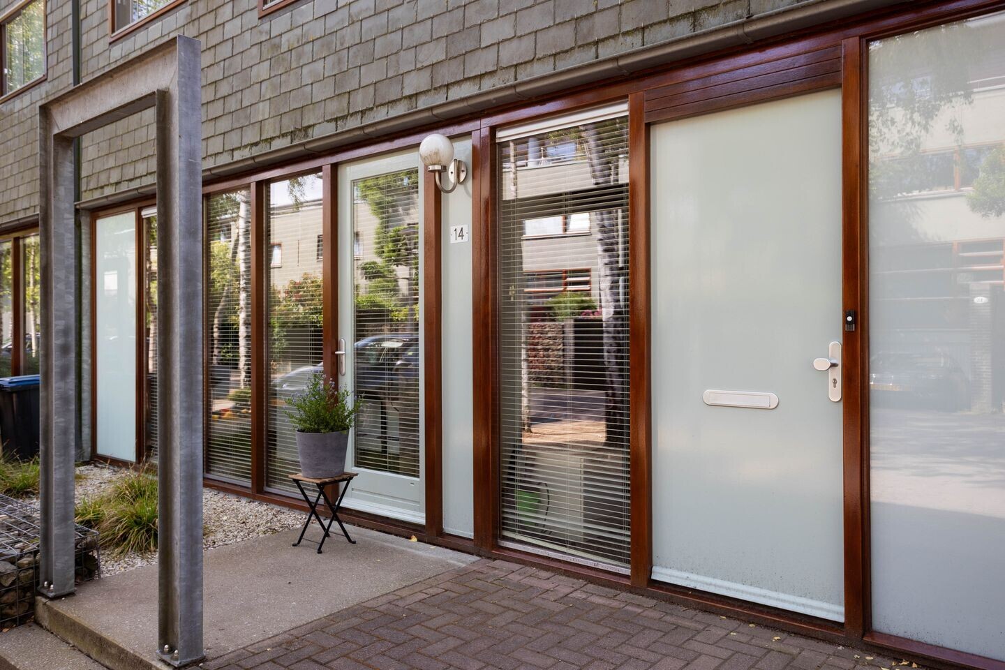 Tussenwoning te koop: Jezuïetenstraat 14, Arnhem